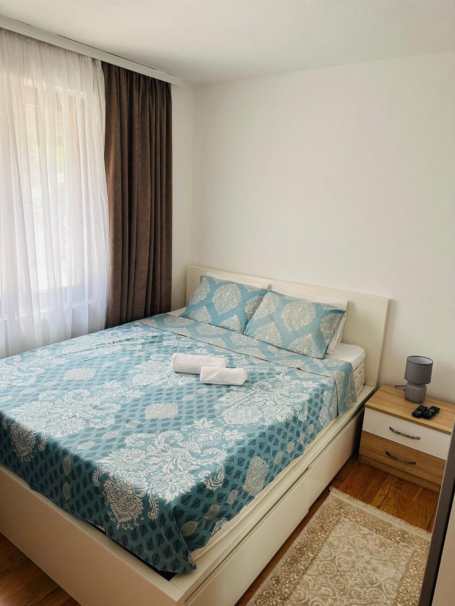 Green Oasis Apartment Kotor Luaran gambar